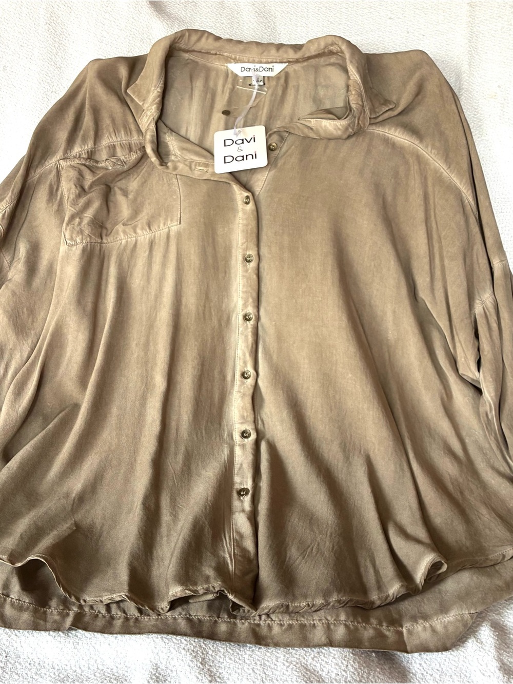 DAVI & DANI Women's Satin Button-Down Blouse in Taupe